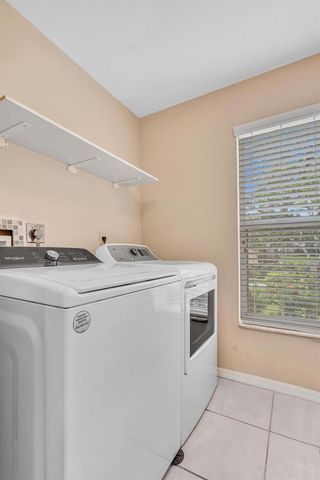 1904 Rosewood Way, Palm Beach Gardens, FL 33418
