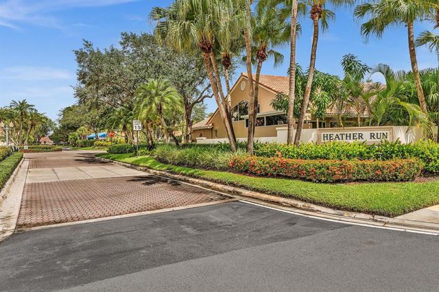 1904 Rosewood Way, Palm Beach Gardens, FL 33418