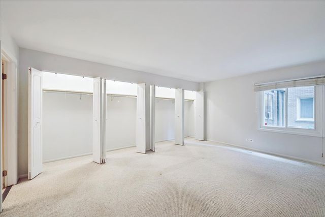 411 Ashland Avenue 1A, River Forest, IL 60305