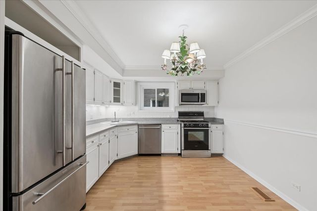 411 Ashland Avenue 1A, River Forest, IL 60305