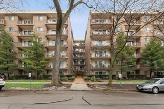 411 Ashland Avenue 1A, River Forest, IL 60305
