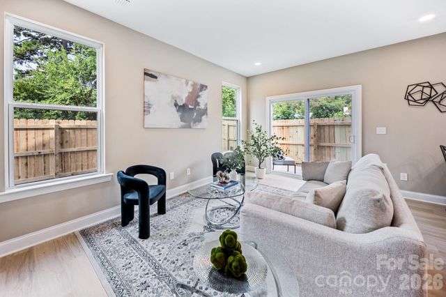 3304 Meredith Avenue, Charlotte, NC 28208