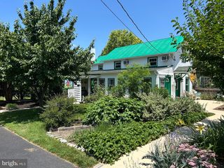 317 FIRST ST, Berryville, VA 22611