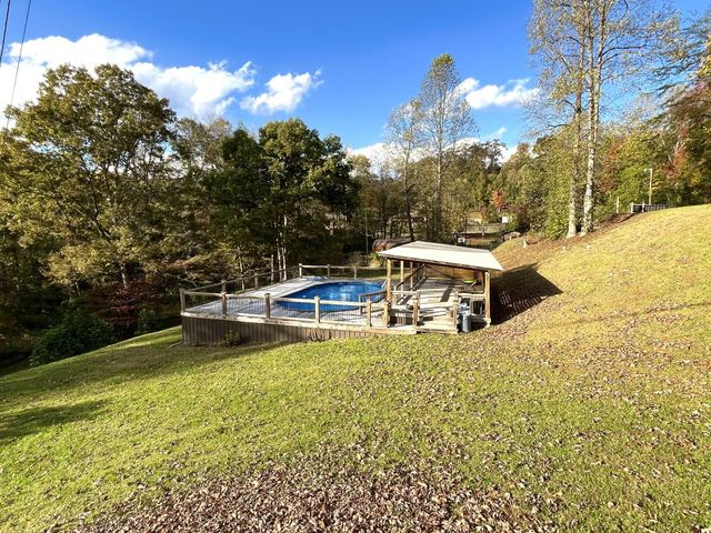 1100 Coldiron Heights, Harlan, KY 40831