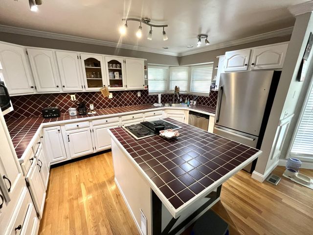 1100 Coldiron Heights, Harlan, KY 40831