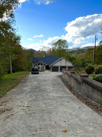 1100 Coldiron Heights, Harlan, KY 40831