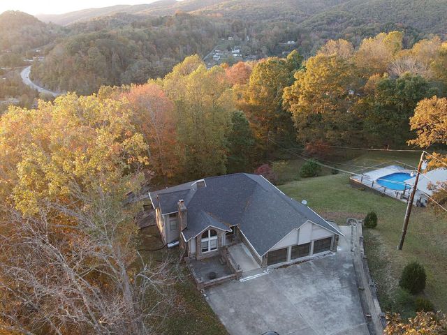 1100 Coldiron Heights, Harlan, KY 40831