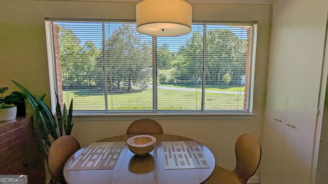 132 Robin Hood Road NE, Rome, GA 30161