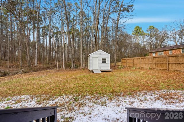 00 W Border Street, Dallas, NC 28034