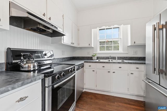 204 HOLLADAY AVE, Gordonsville, VA 22942