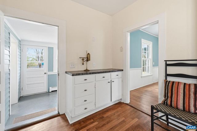 204 HOLLADAY AVE, Gordonsville, VA 22942