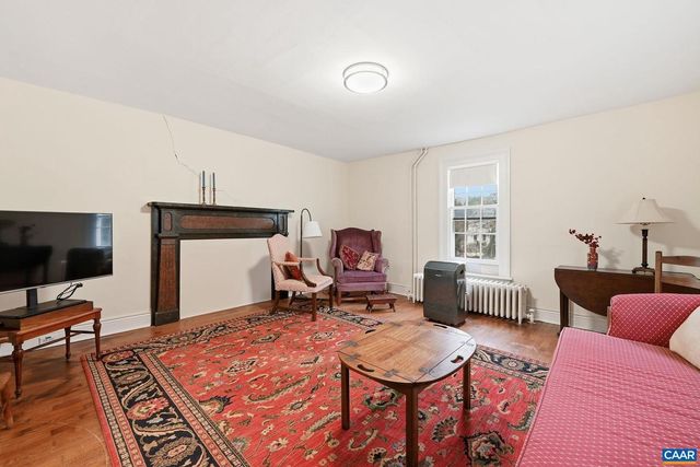 204 HOLLADAY AVE, Gordonsville, VA 22942