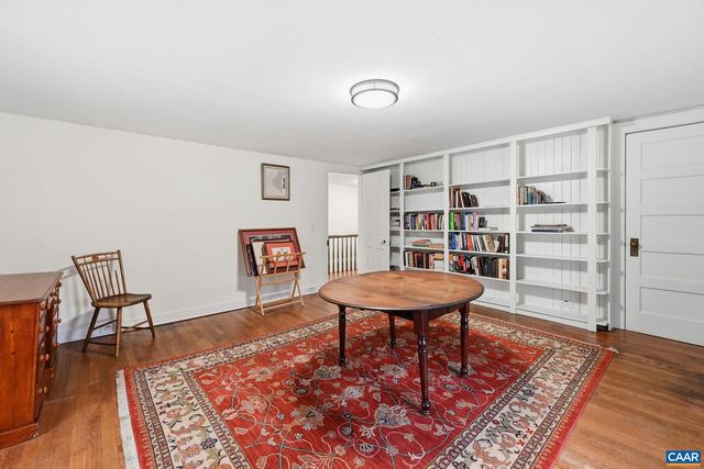 204 HOLLADAY AVE, Gordonsville, VA 22942