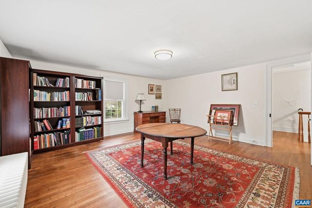 204 HOLLADAY AVE, Gordonsville, VA 22942