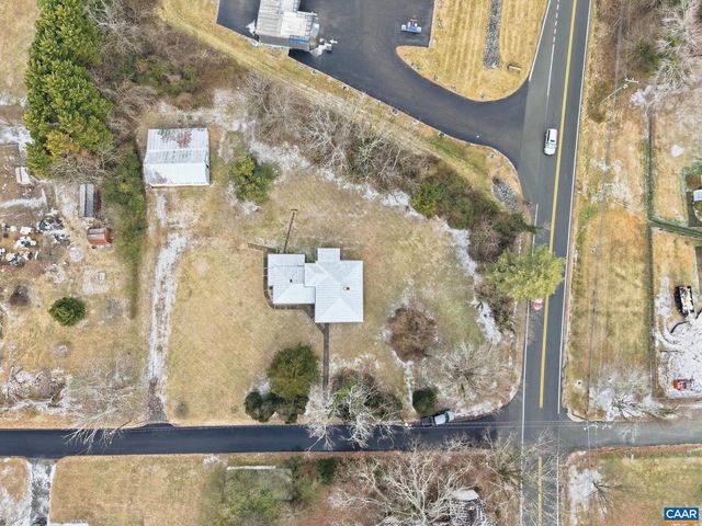 204 HOLLADAY AVE, Gordonsville, VA 22942