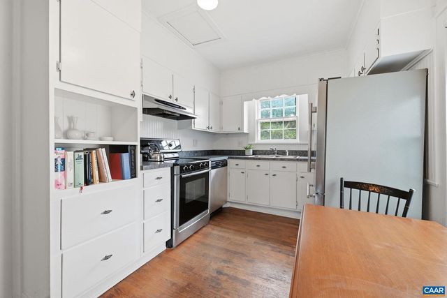 204 HOLLADAY AVE, Gordonsville, VA 22942