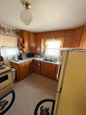 721 7th Street, Walnut Grove, MN 56180