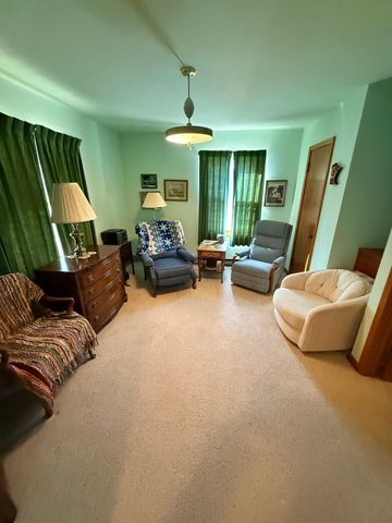 721 7th Street, Walnut Grove, MN 56180