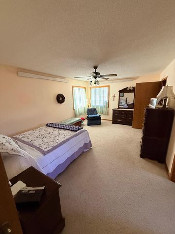 721 7th Street, Walnut Grove, MN 56180