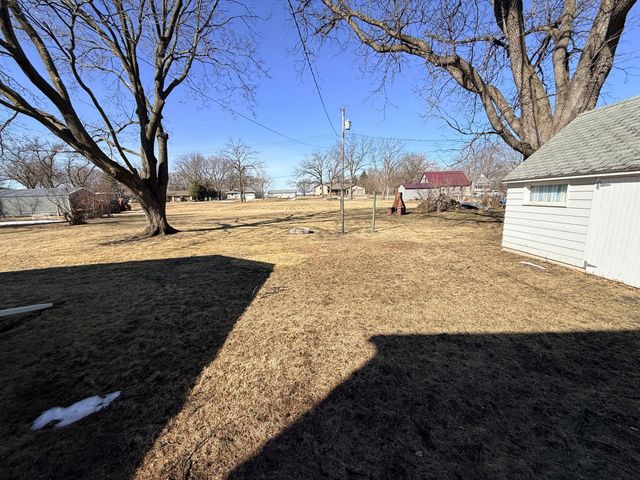 721 7th Street, Walnut Grove, MN 56180