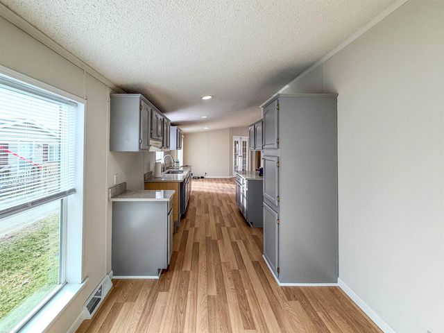 43705 Medea Drive, Clinton Twp, MI 48036