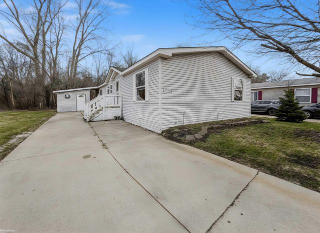 43705 Medea Drive, Clinton Twp, MI 48036