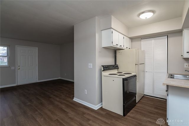2525 Germantown Street, Dayton, OH 45417