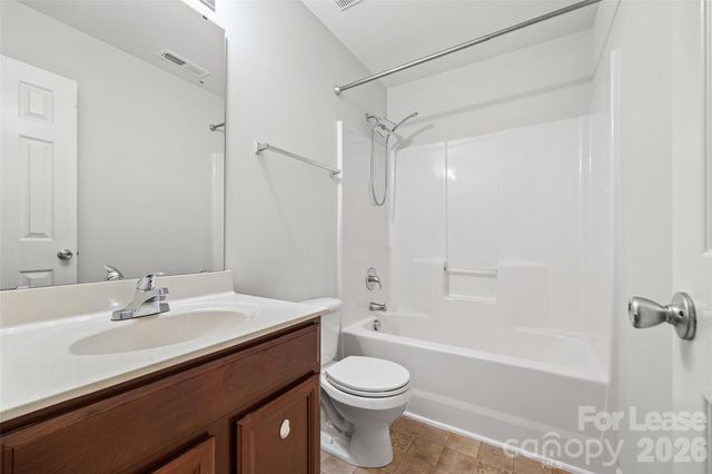 2704 Piersland Drive, Matthews, NC 28104