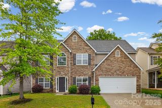2704 Piersland Drive, Matthews, NC 28104