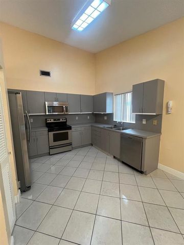 520 NW 206th Avenue, Pembroke Pines, FL 33029