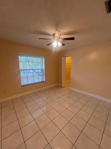 520 NW 206th Avenue, Pembroke Pines, FL 33029
