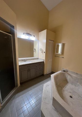 520 NW 206th Avenue, Pembroke Pines, FL 33029