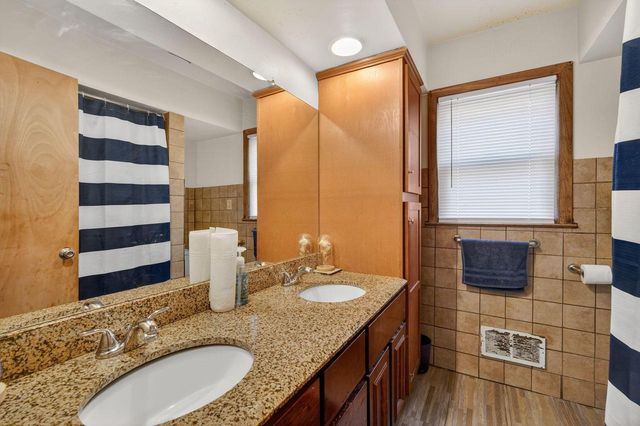 4219 N 68th STREET, Milwaukee, WI 53216