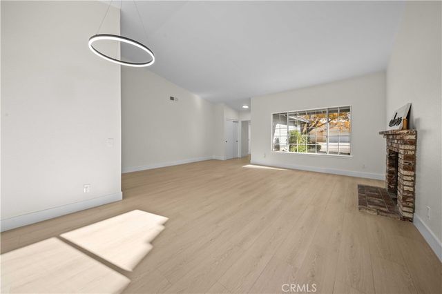 43909 Estrella, Lancaster, CA 93535