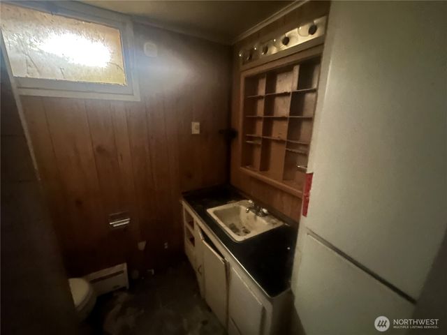 1307 N Lake Stickney Drive, Lynnwood, WA 98087