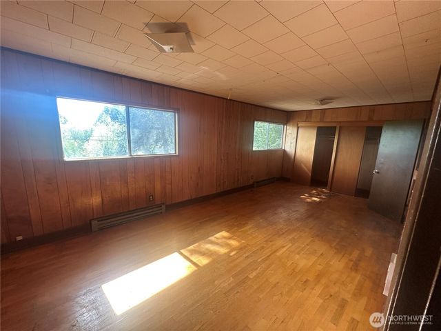 1307 N Lake Stickney Drive, Lynnwood, WA 98087