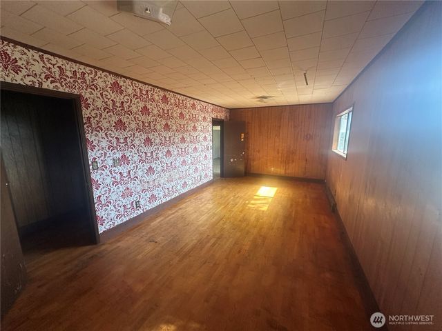 1307 N Lake Stickney Drive, Lynnwood, WA 98087