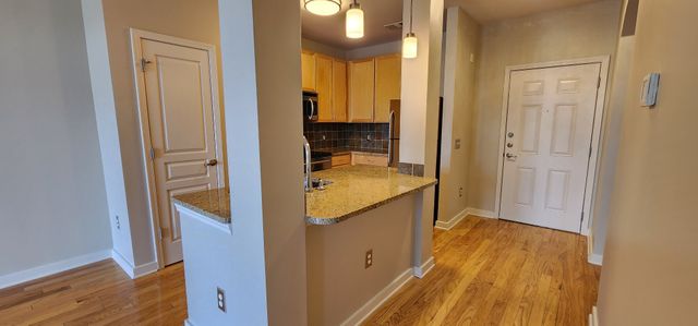 3000 Vanderbilt Pl Apt 107, Nashville, TN 37212