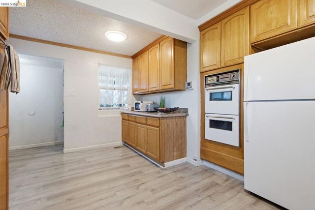 4315 Nevin Ave, Richmond, CA 94805