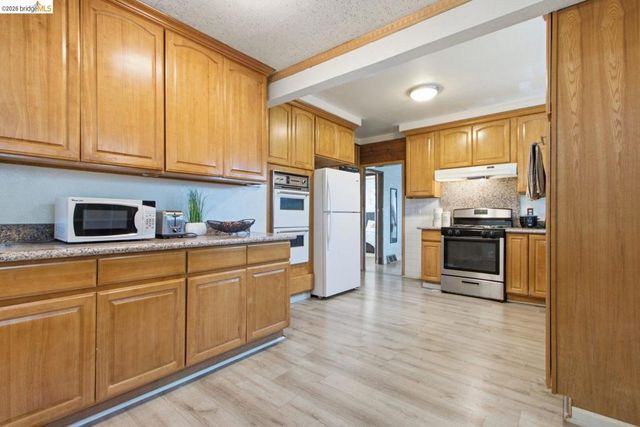4315 Nevin Ave, Richmond, CA 94805