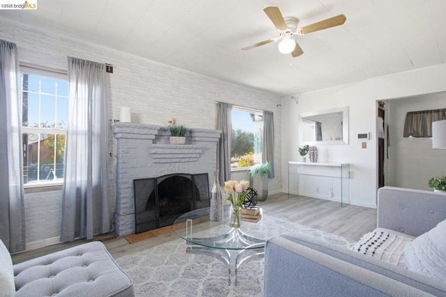 4315 Nevin Ave, Richmond, CA 94805
