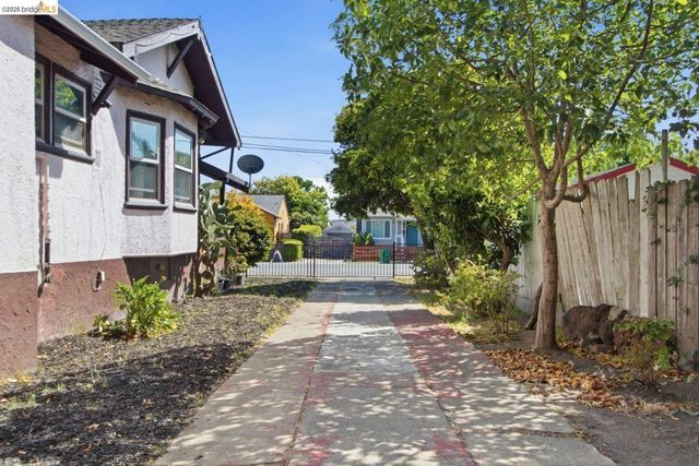 4315 Nevin Ave, Richmond, CA 94805
