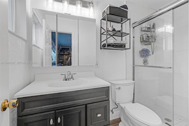 131 SE 11th St, Deerfield Beach, FL 33441