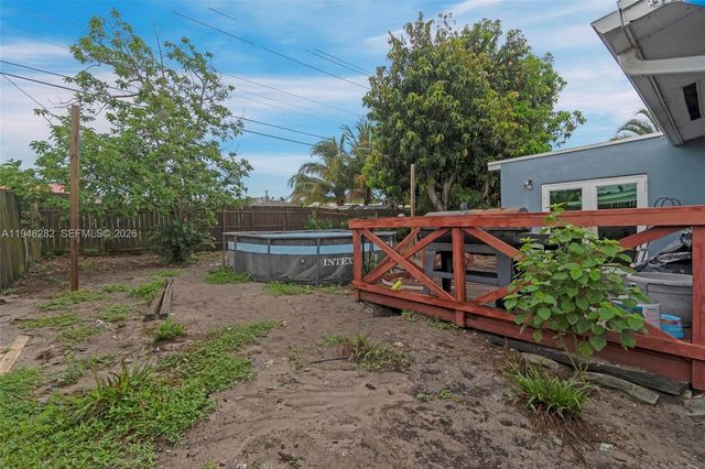 131 SE 11th St, Deerfield Beach, FL 33441