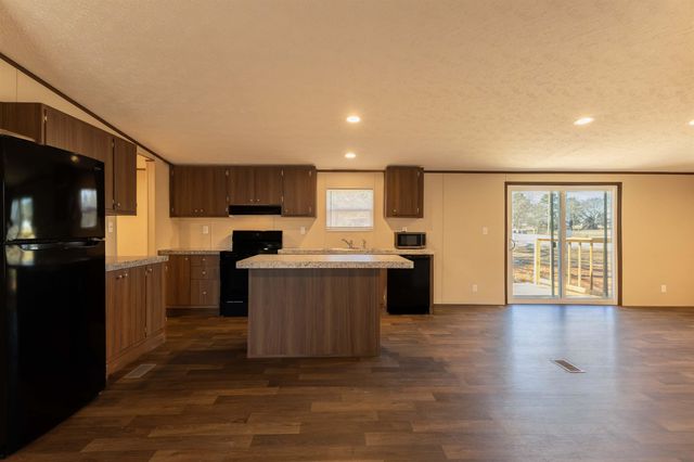 16805 FM 1797, Tatum, TX 75691