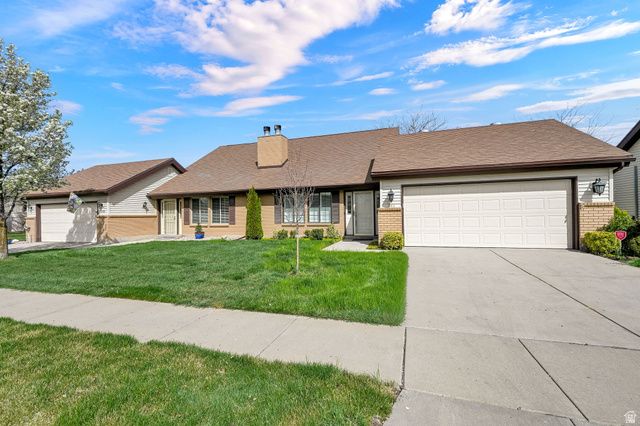 732 W 1175 N, Centerville, UT 84014