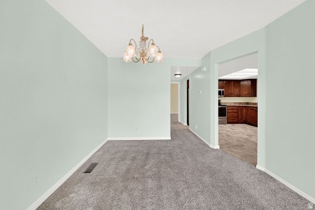 732 W 1175 N, Centerville, UT 84014