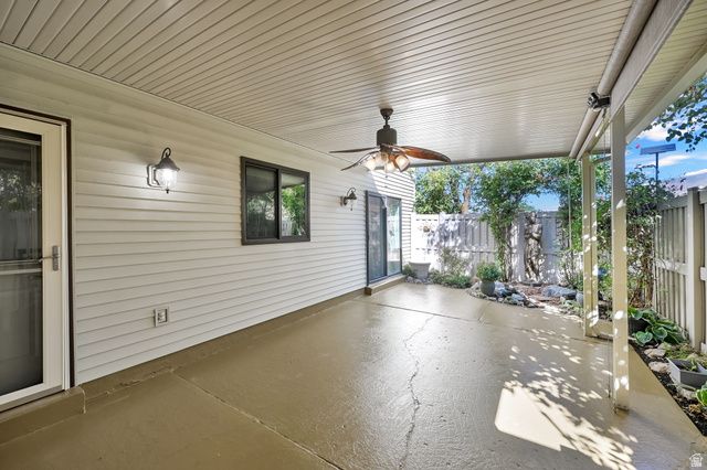 732 W 1175 N, Centerville, UT 84014