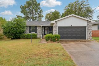 3 S Meadow Hill Drive, Bristow, OK 74010