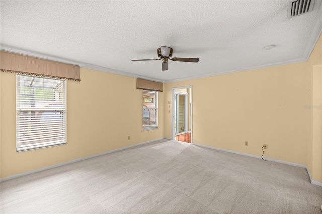 2050 SE 37TH COURT CIRCLE, Ocala, FL 34471